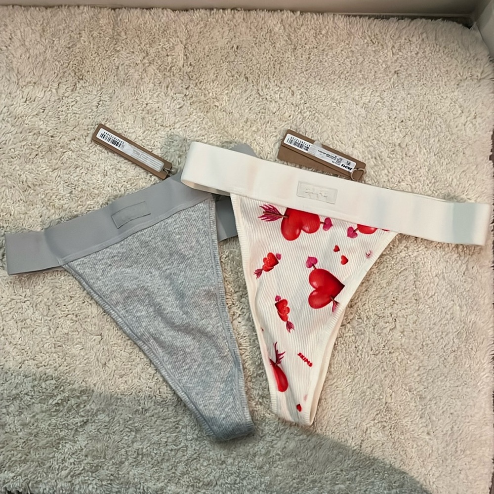 Skims underwear bundle